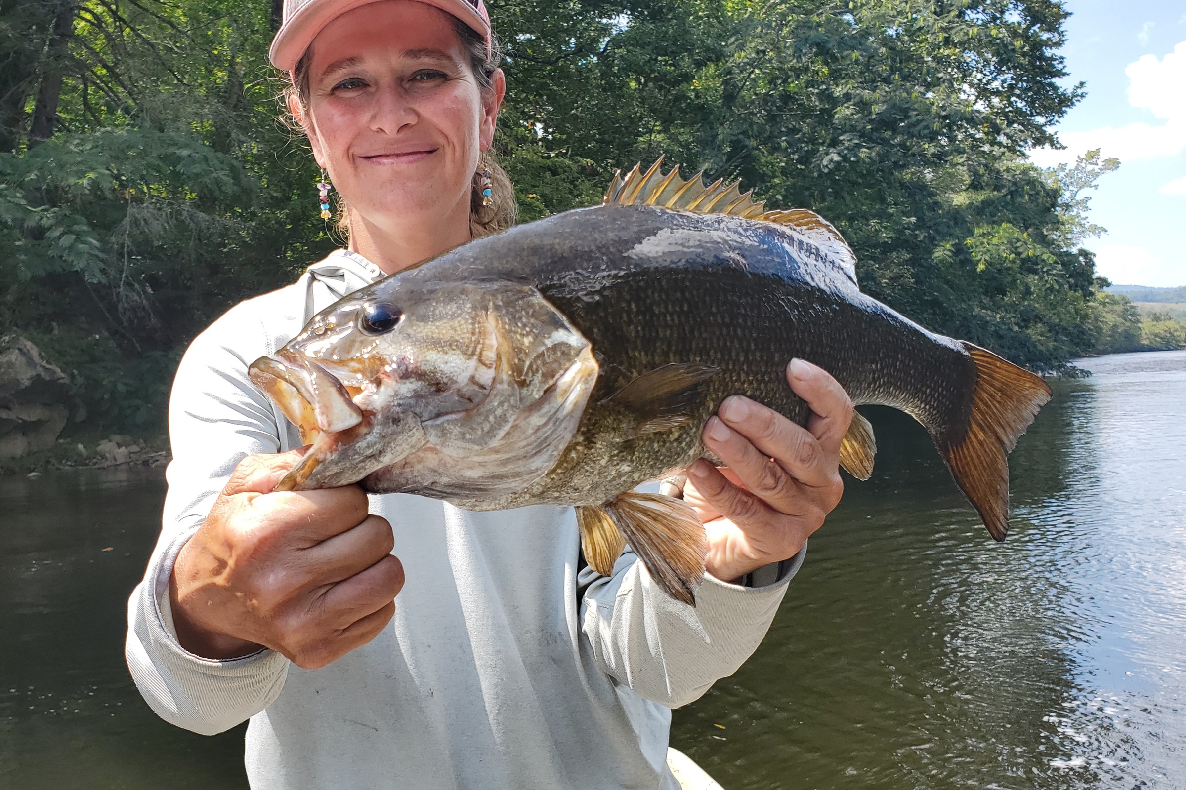 FLY FISHING for BIG River SMALLMOUTH